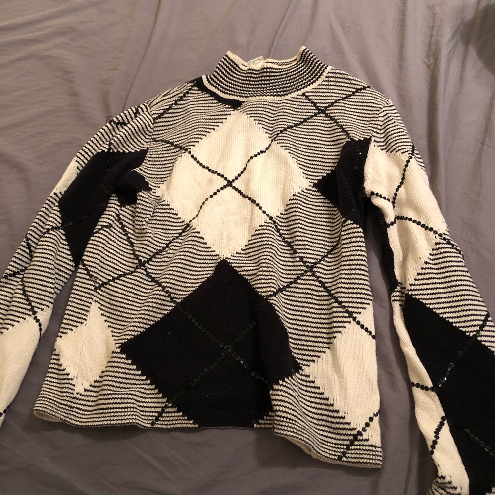 Neat sweater / turtleneck